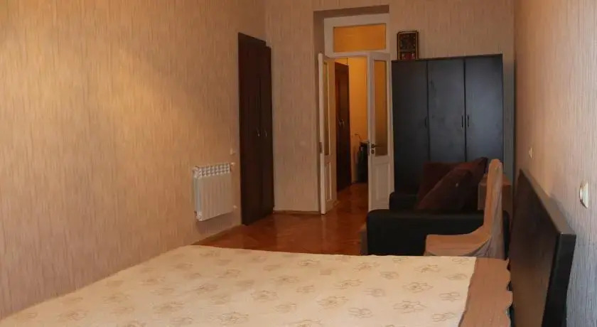 Apartment Charel na Ingorokva