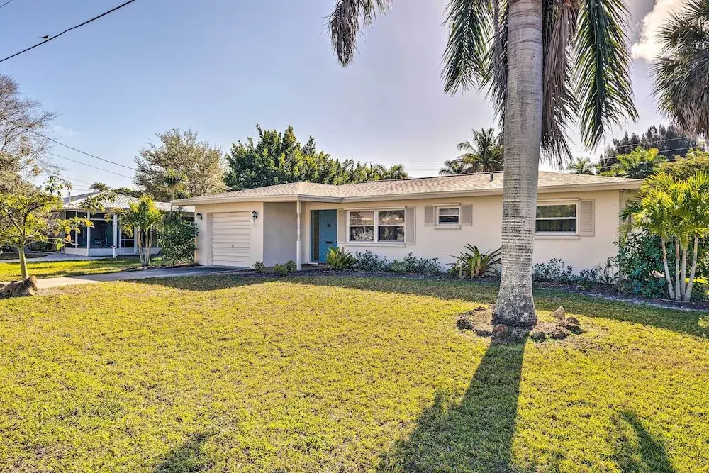 Punta Gorda Home With Backyard ~ 1 Mile to Dtwn!