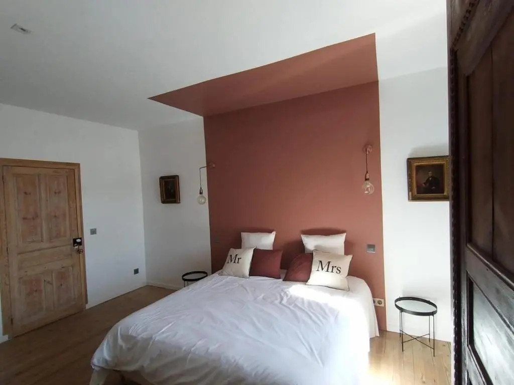 LA CURE grande maison de charme de 2 a 14 personnes