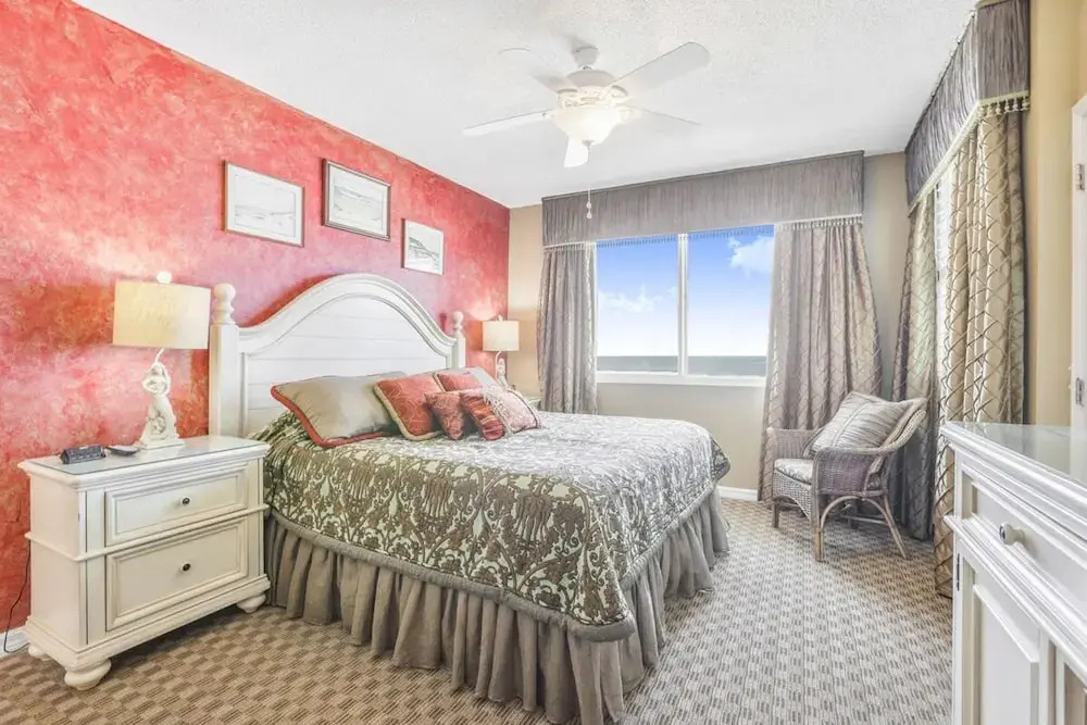 Emerald Key 603 Corner-unit Low-density 3 BR