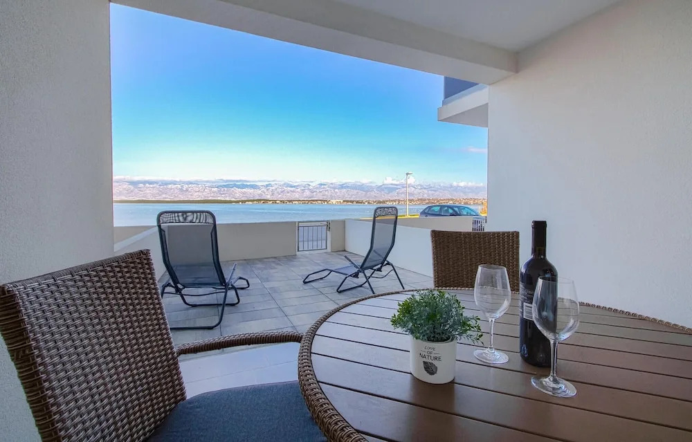 Amazing Apartment in Nin With 2 Bedrooms and Wifi