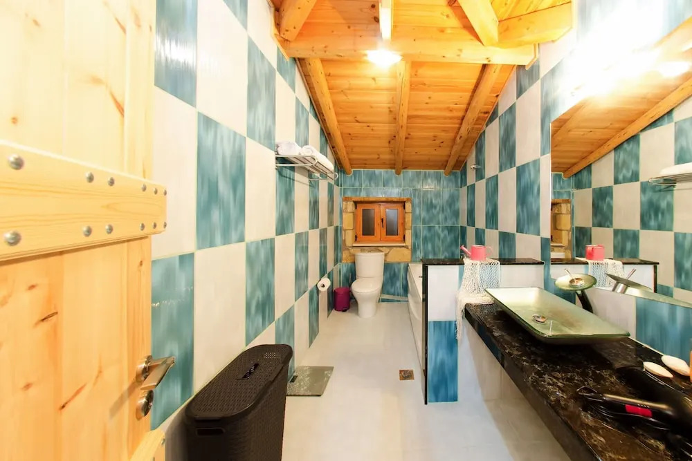 Tireda Villas