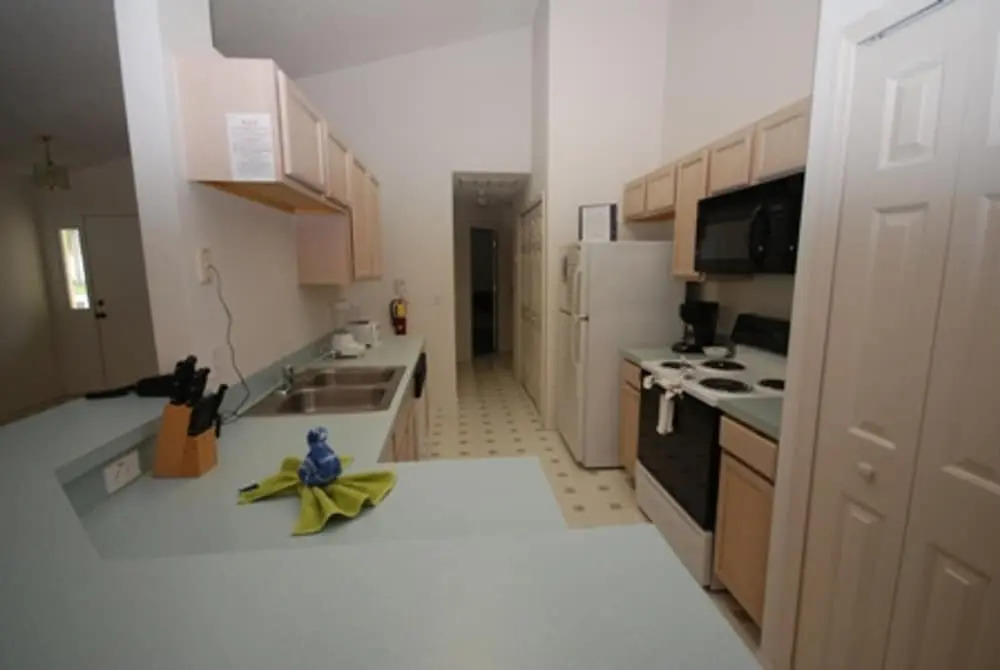 Royal Palms 511