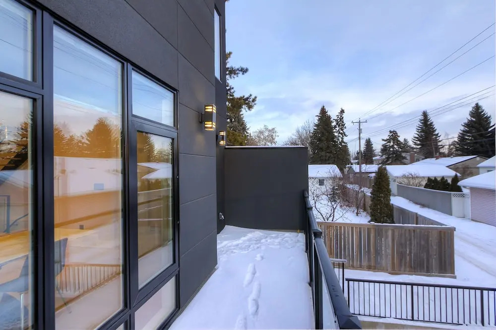 New Luxury Townhome 23