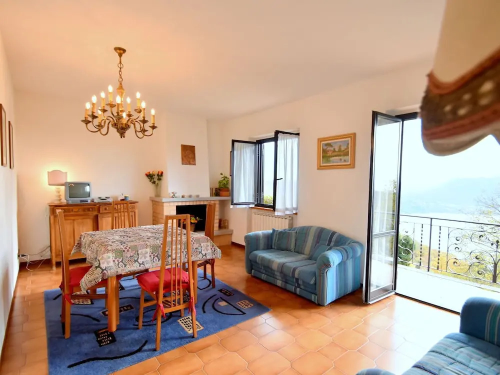 Modern Apartment near Ski Area in Traego Viggiona