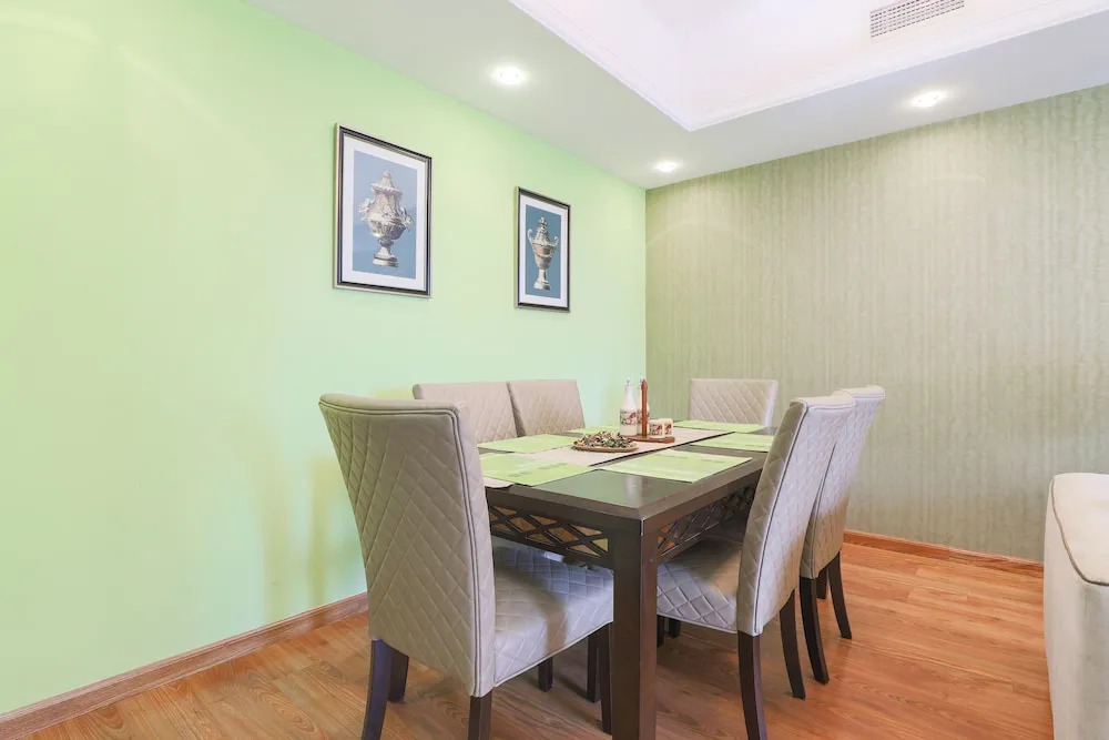 OYO Home 300 2BHK Al Waleed Paradise JLT