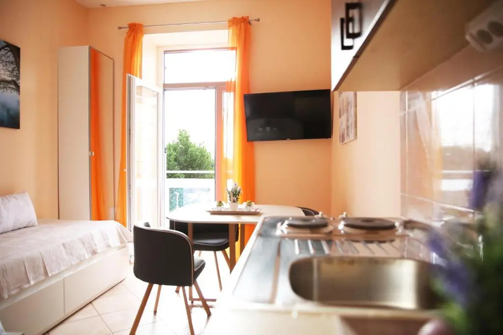 Villa mit Whirlpool für 32 Per