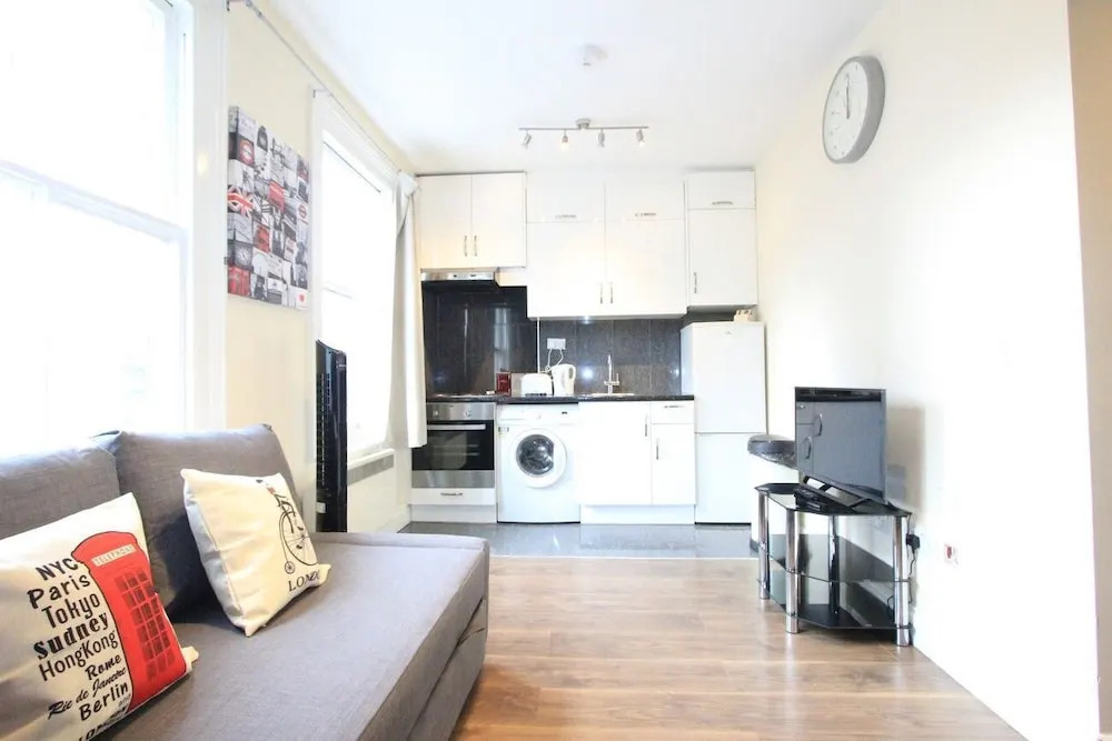 Cosy Edgware Road Apartments Paddington