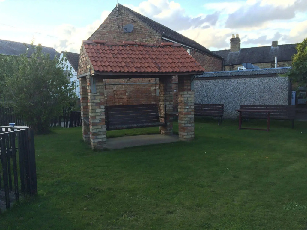 Half Moon Hotel and Restaurant