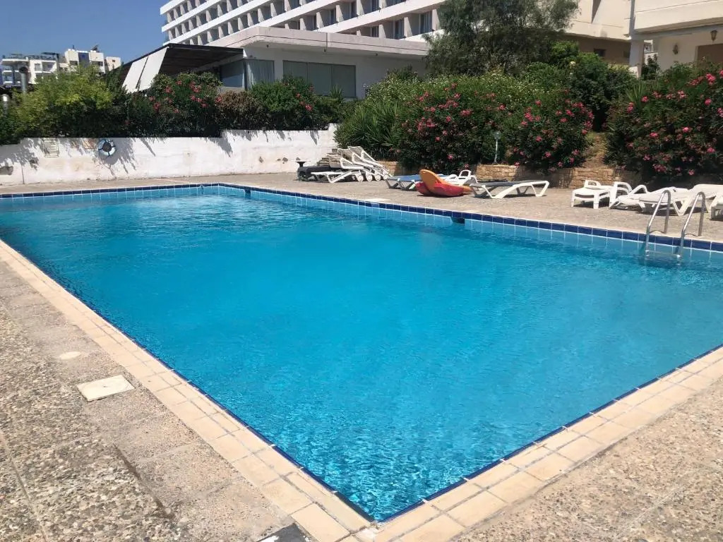 Gulf Palace Apartments