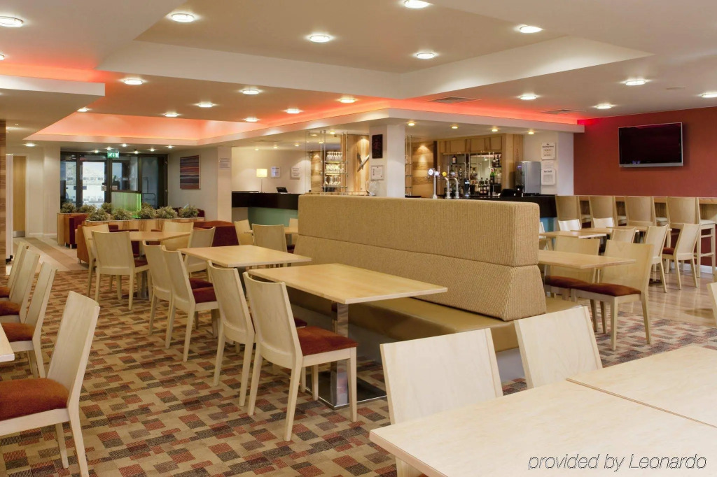 Holiday Inn Express London - Watford Junction by IHG