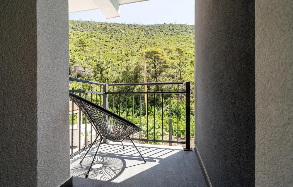 Luxurious Home In Trstenik