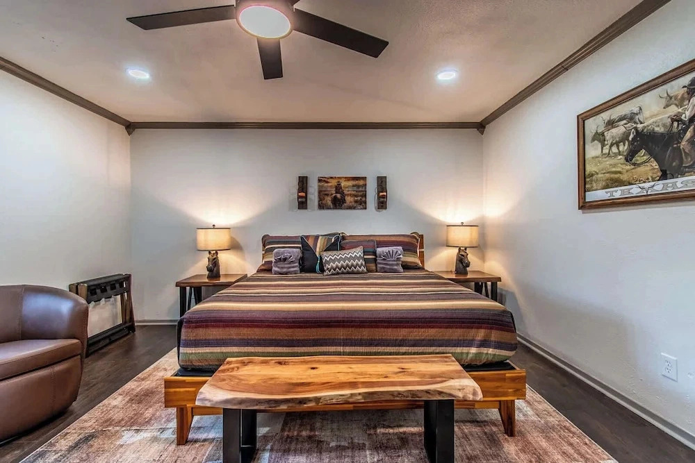 Sleeps 33 - Oceanfront Luxury 2 Pools & 2 Houses