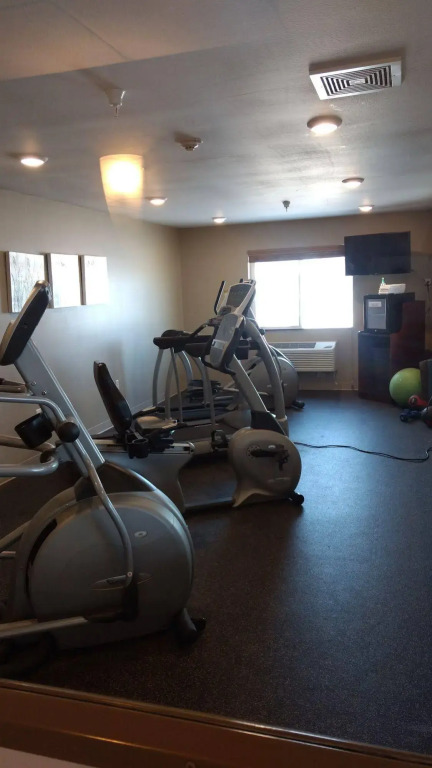 GrandStay Hotel & Suites Thief River Falls