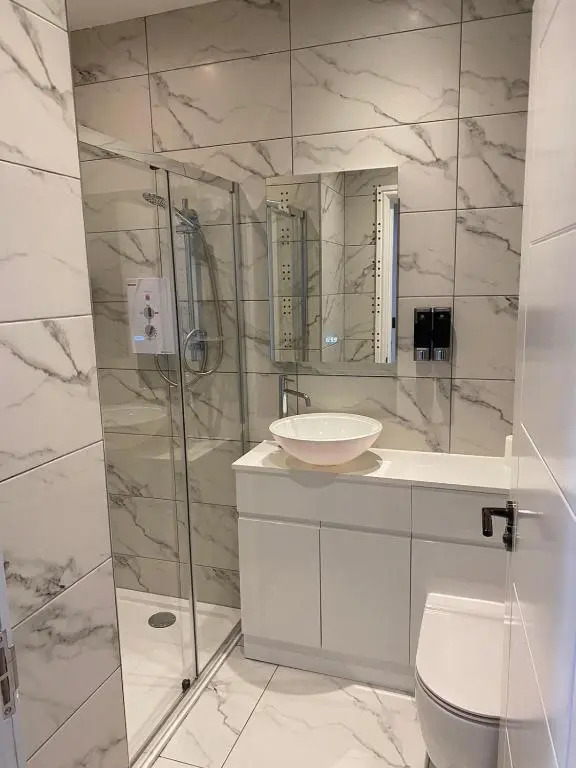 Belmont Apartment 2