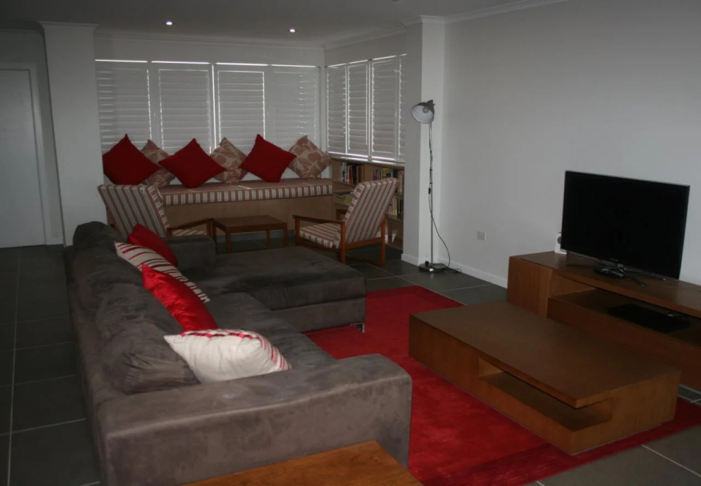 Kings Row Holiday Apartments