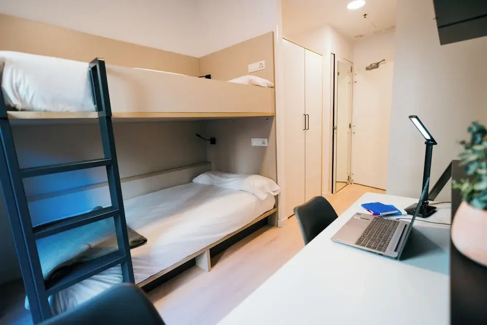Residencia Bravo Students Granada