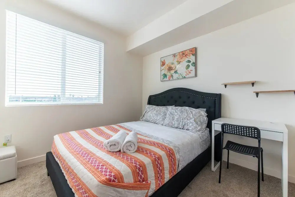 Santa Ana Delightful 4 Bedroom House