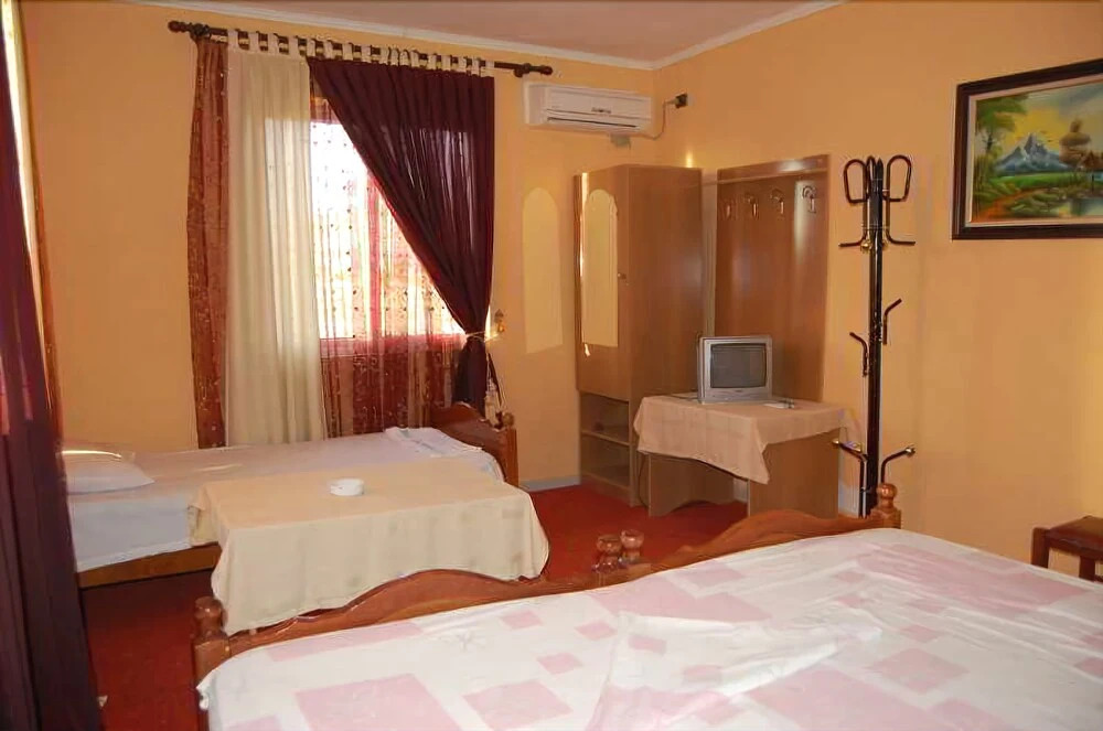 Pilo Lala Hotel