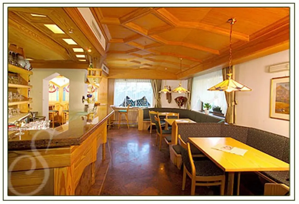Hotel Sureghes