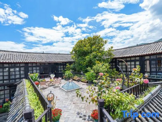 Haitang Bay Resort Pillow Mountain Xigu Snow Mountain View Garden Beauty Villa