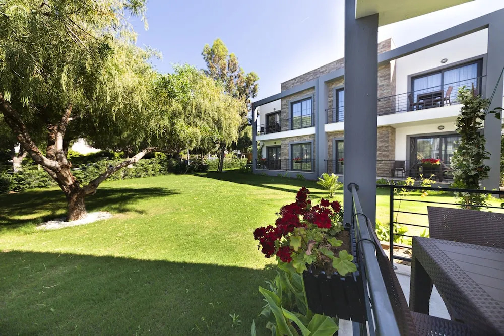 La Morada Suites
