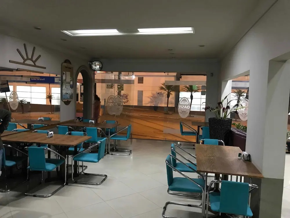 HOTEL OASIS
