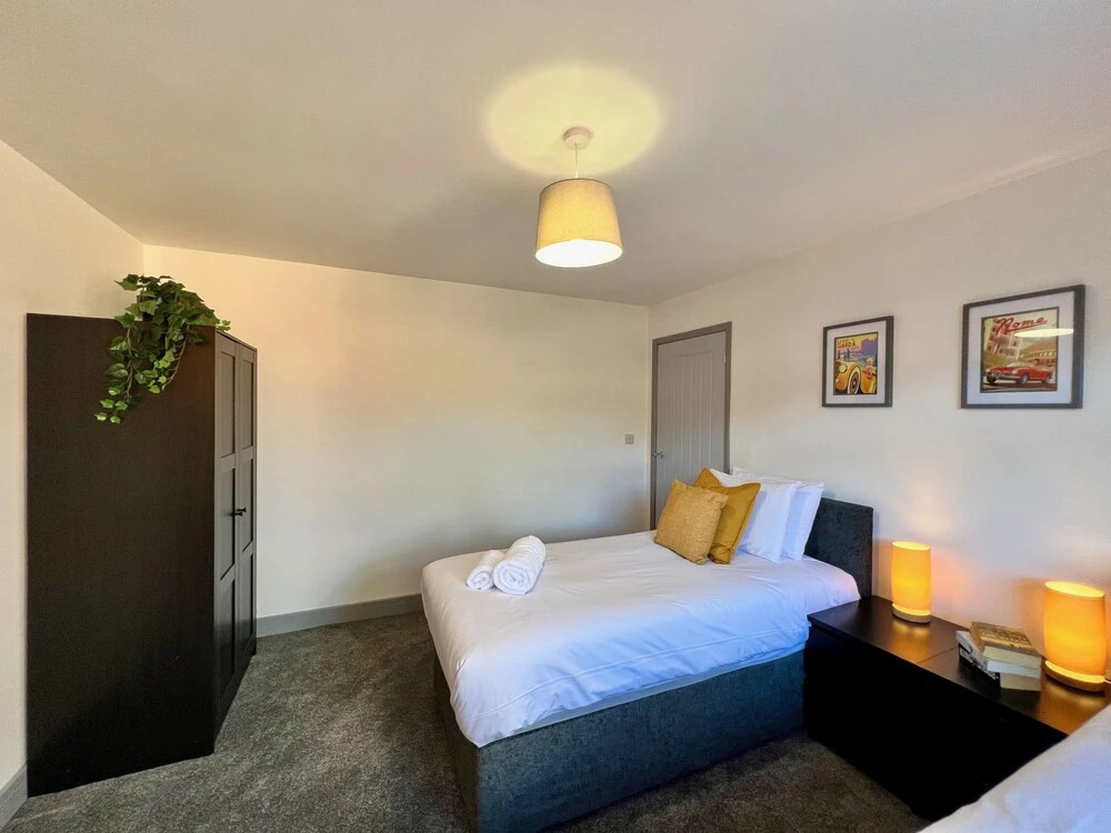 Curzon House 1
