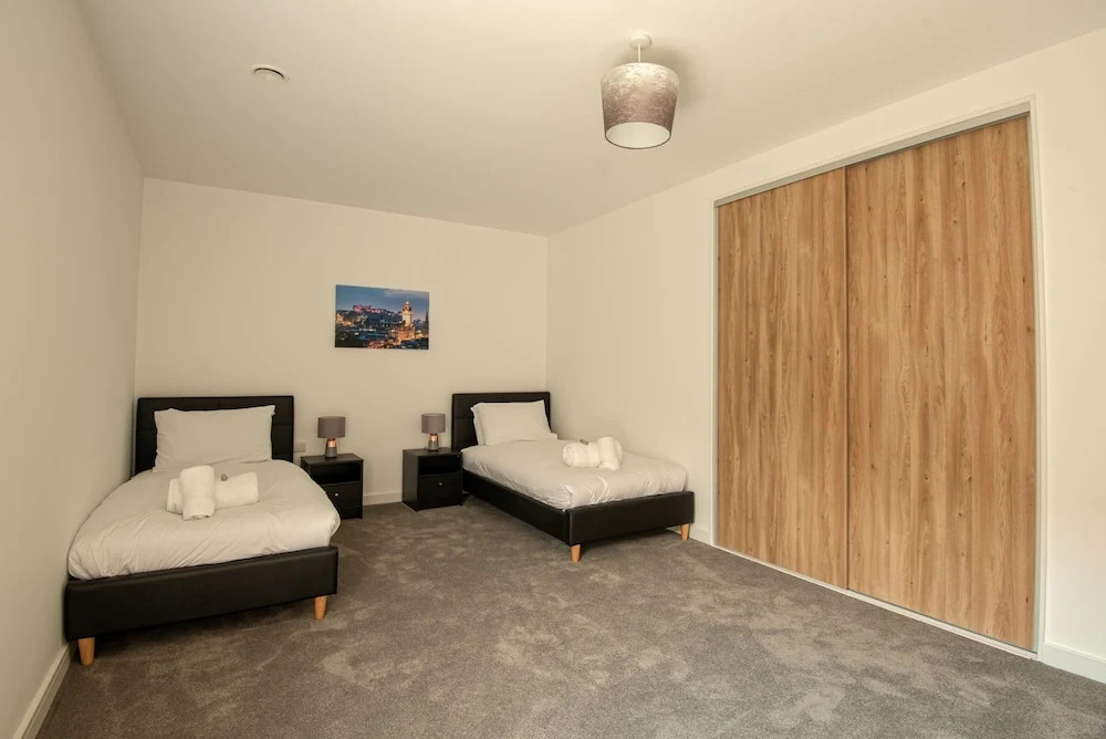 Roomy Comfortable Apartment