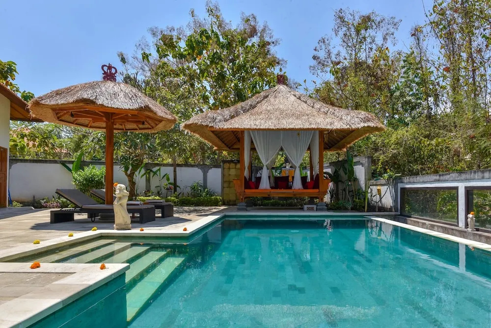 Villa Udara Lovina, Kalibukbuk