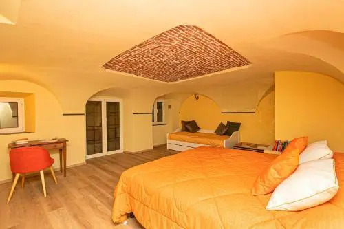 Flat 2 Bedrooms 1 Bathroom - Genoa