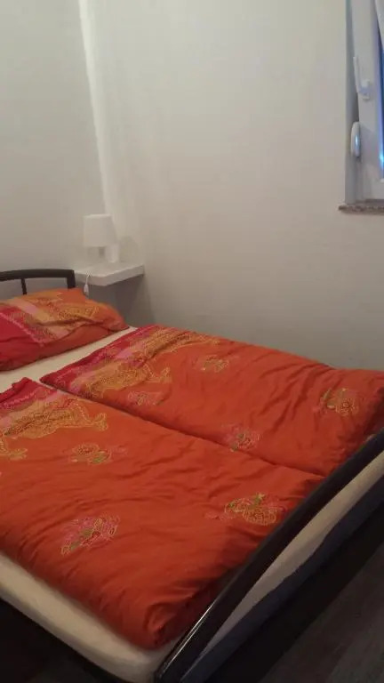 Apartments Batovanja