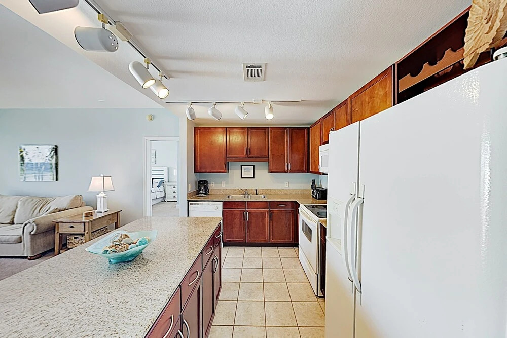 New Listing! Gulf-view Haven: 5 Pools, Near Beach 2 Bedroom Condo