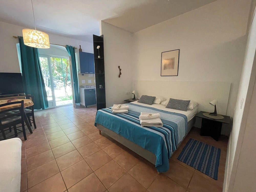 Apartments Jugo i bura