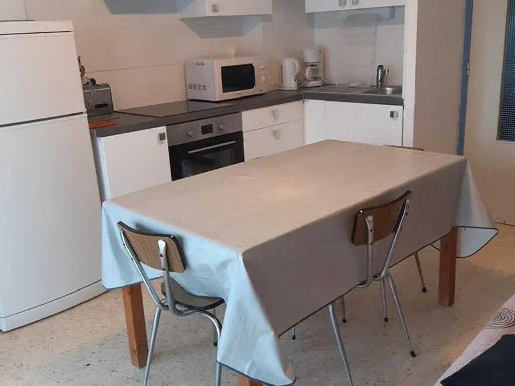 Appartement Balaruc-les-Bains, 2 pièces, 4 personnes - FR-1-571-41