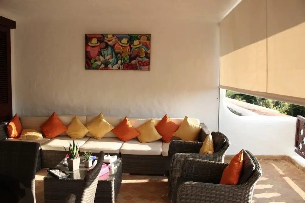 Block J Apartment