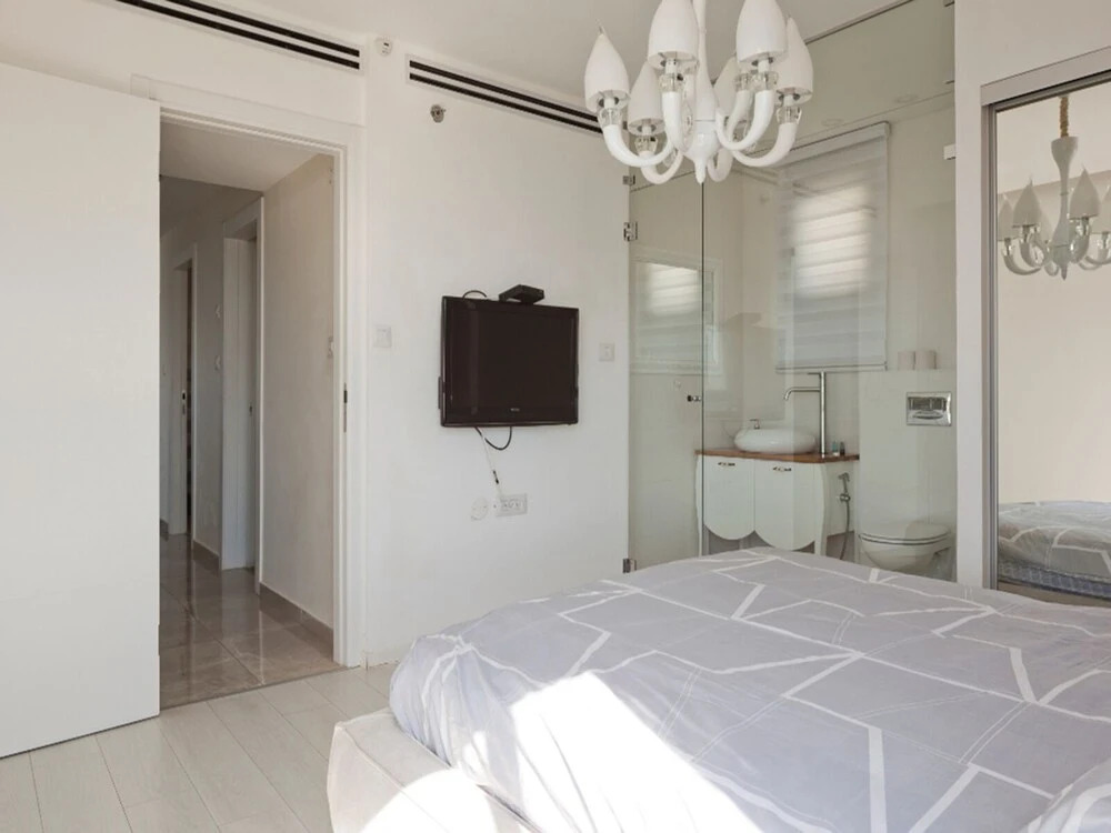 Luxury Mini Penthouse Sea View Best Loc