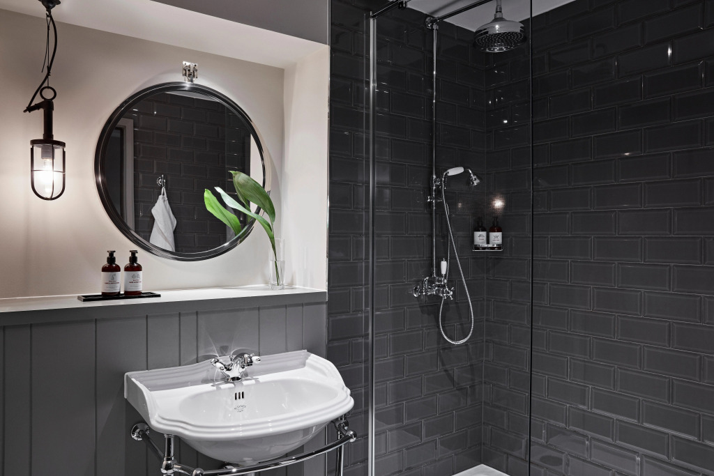 Kimpton Charlotte Square by IHG