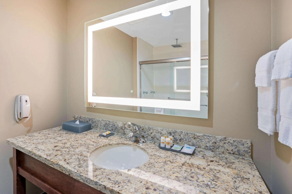 La Quinta by Wyndham Houston Willowbrook