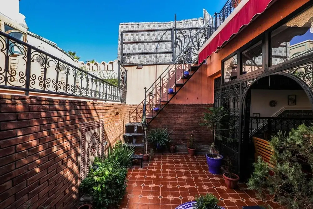 Riad For S
