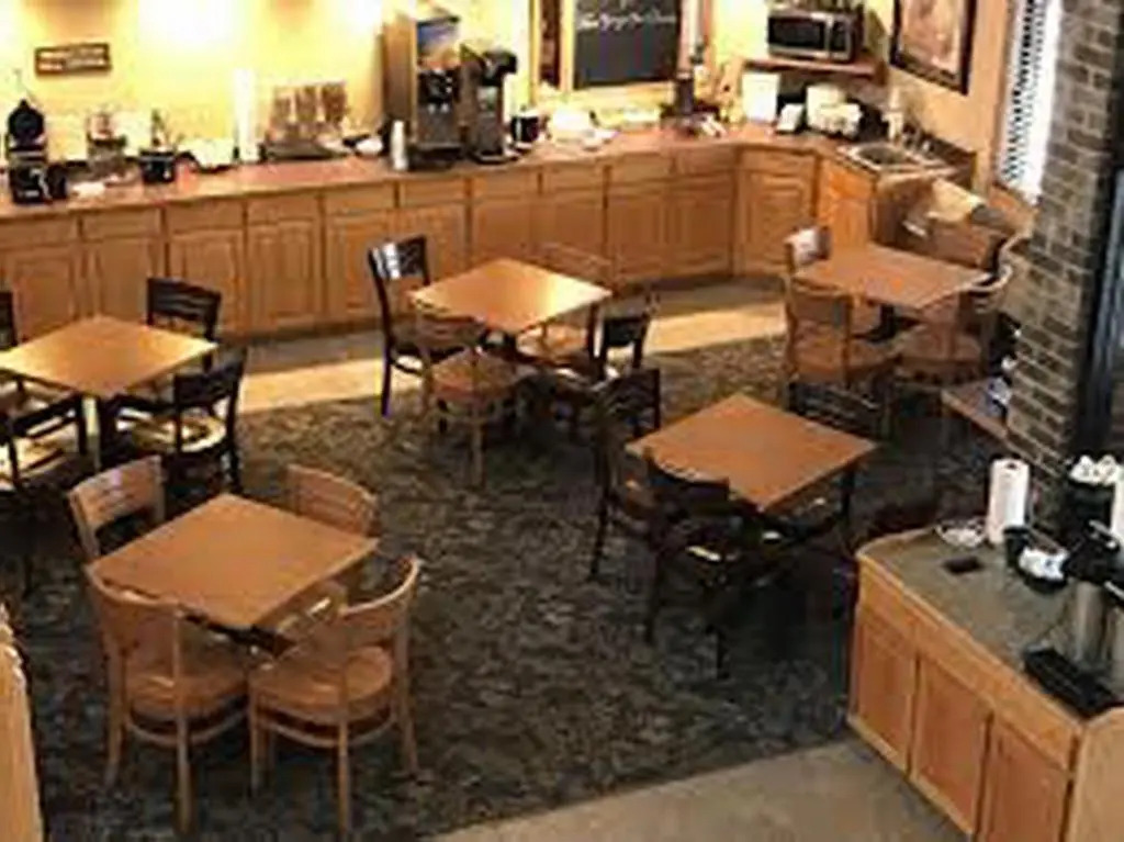 FairBridge Inn & Suites Thorp