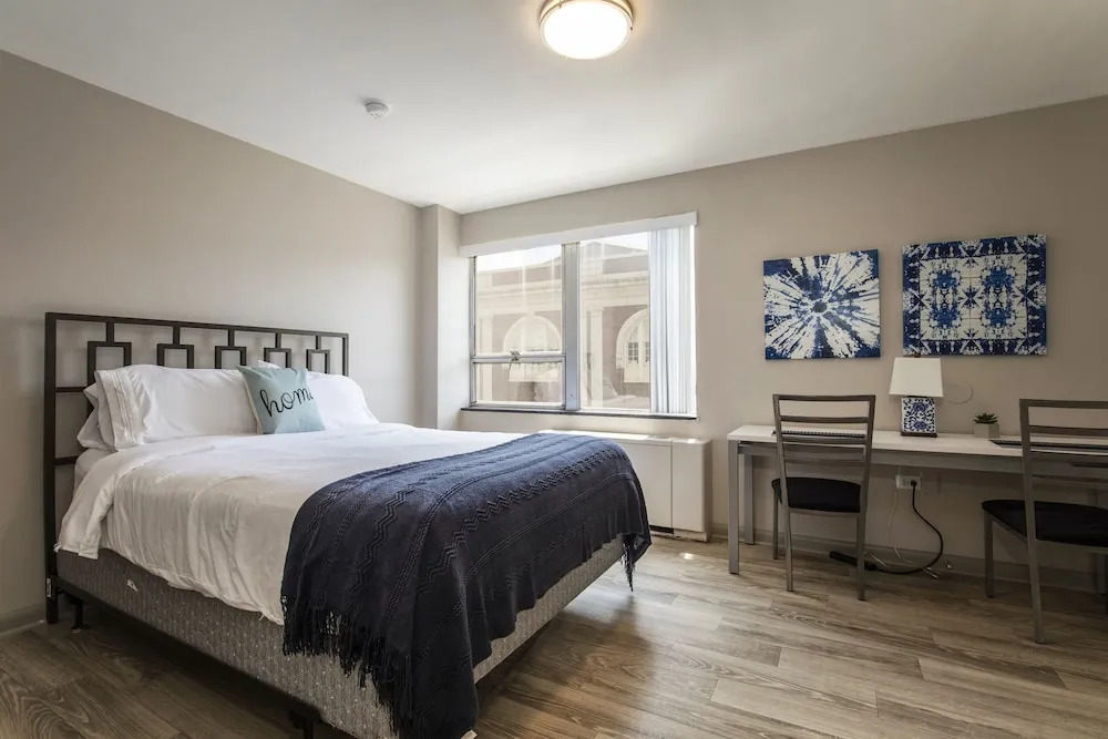 Cozysuites - Stylish Apartment in Downtown Louisville