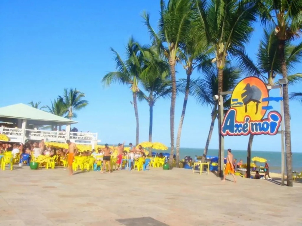 APARTAMENTO 3 quartos no Taperapuan Duplex 450 mt da praia