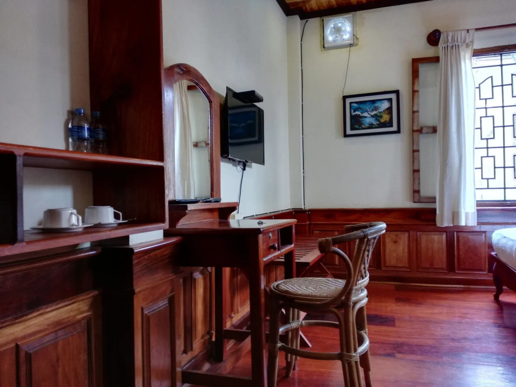 wisdom hotel