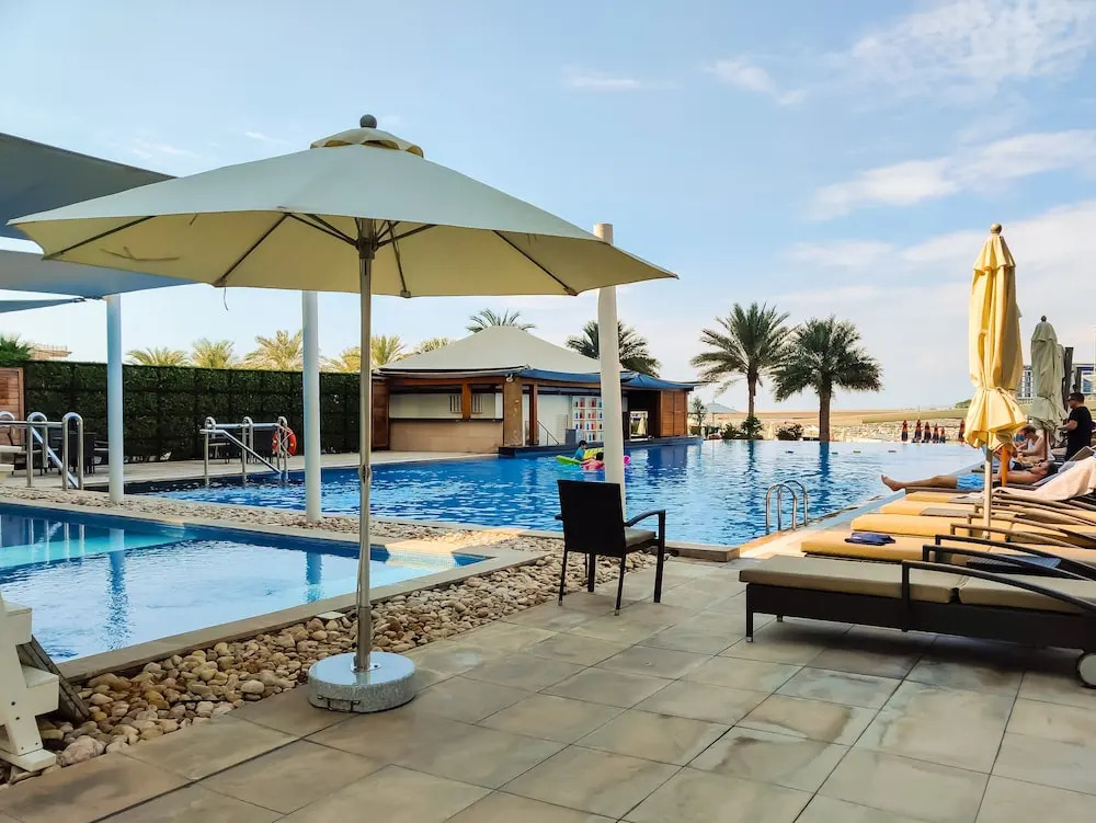 Maison Privee - Jaw-Dropping Sea Vw in Luxury Apt w/Delux Fittings