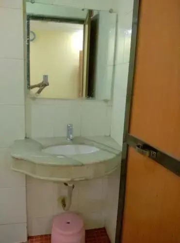Hotel Sai Shradha