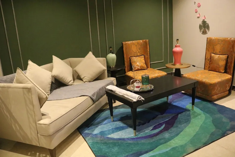 Sab Hotel & Residences