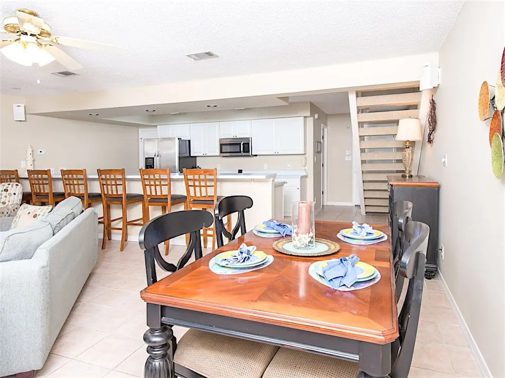 28561 Canal Rd Condo by RedAwning