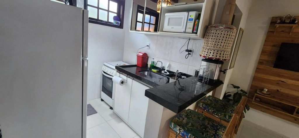 Apartamento super mobilhado com piscina e churrasqueira