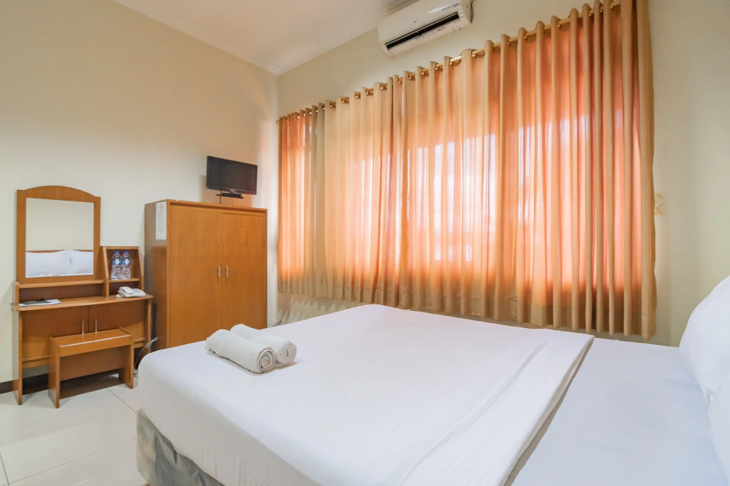 Grand Kembar Hotel Mitra RedDoorz